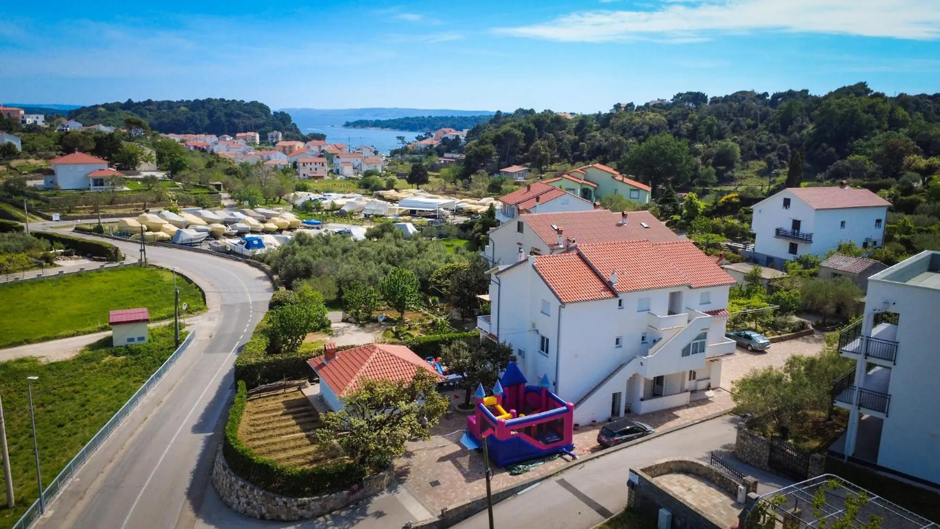 Apartments Biserka G Palit