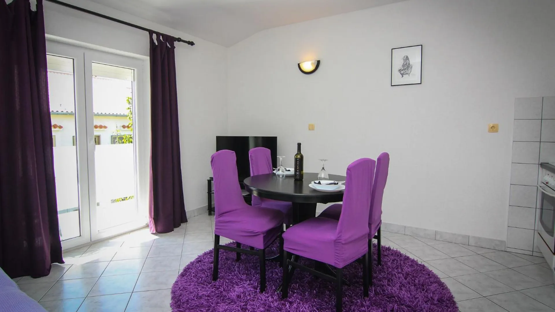 Apartments Biserka G Palit